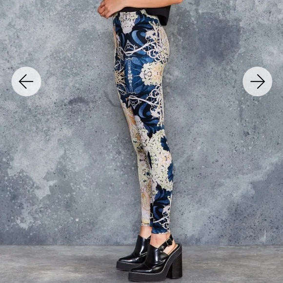 Rare Blackmilk Art Nouveau Mucha Printed Leggings Ornate - Sold Out Black Milk - Picture 3 of 8